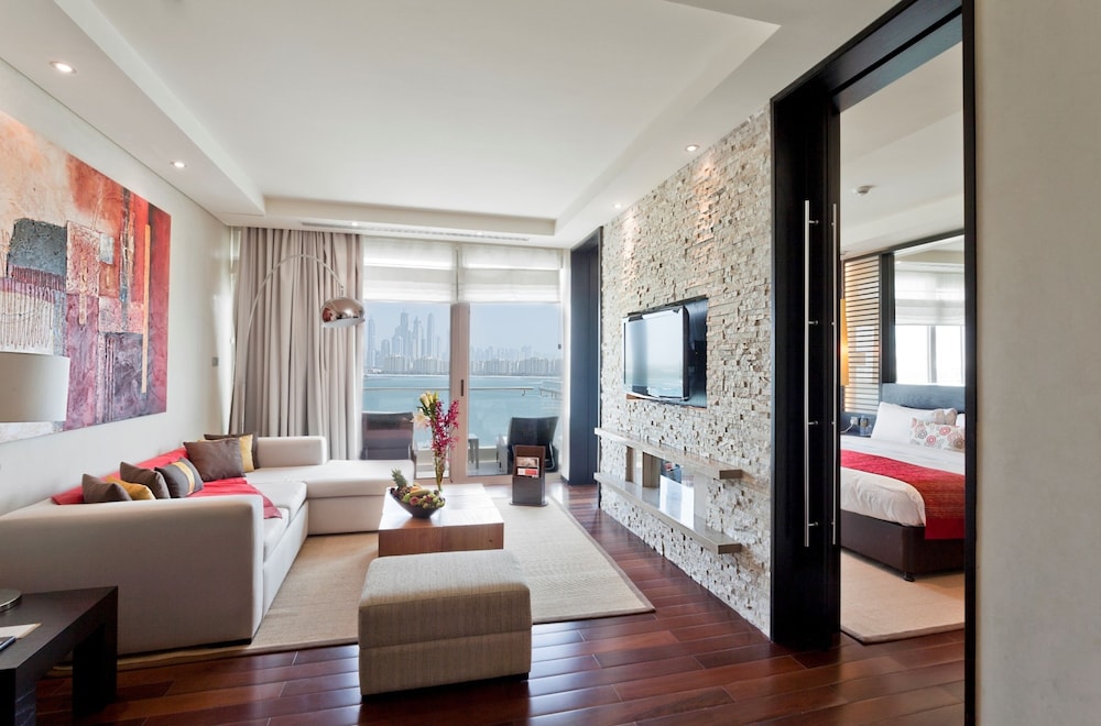 Rixos The Palm Hotel & Suites Rezervasyon