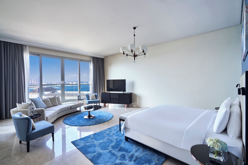 Rixos The Palm Hotel & Suites Rezervasyon