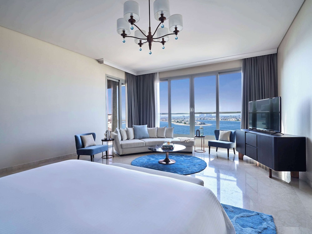 Rixos The Palm Hotel & Suites Rezervasyon