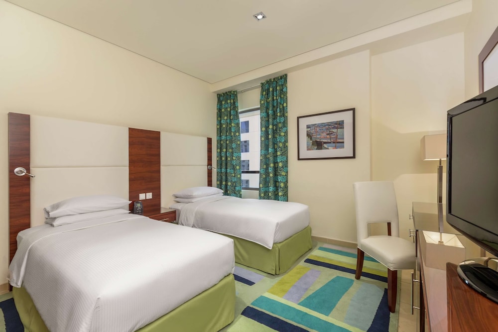 Hilton Dubai The Walk Rezervasyon