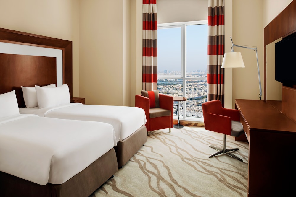Novotel Dubai Al Barsha Rezervasyon