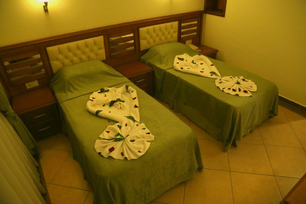 Club Karakas Rezervasyon