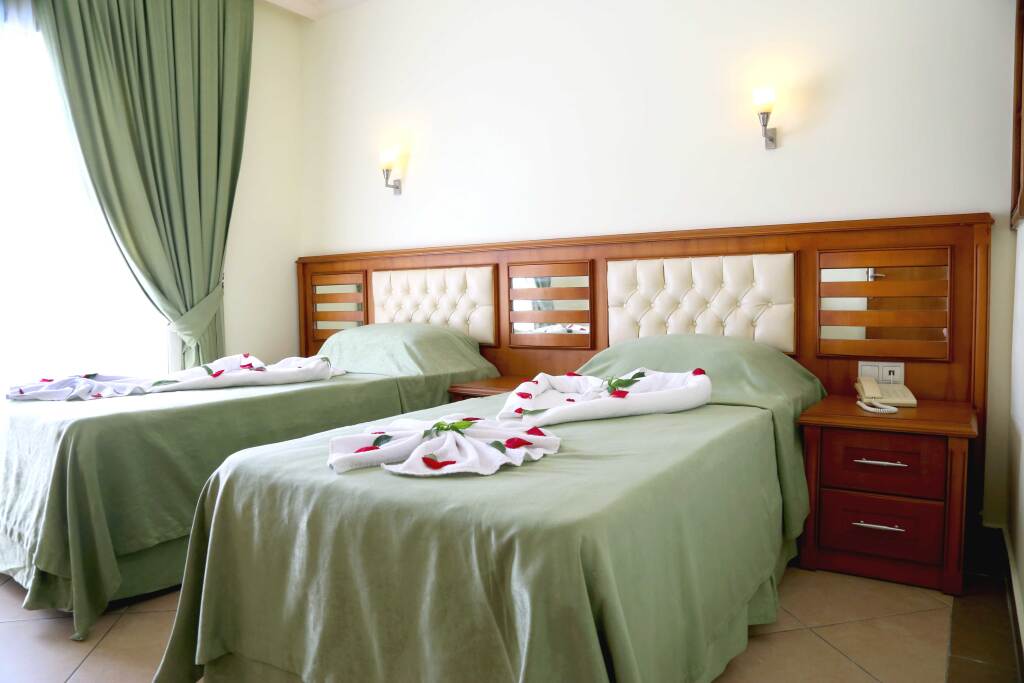 Club Karakas Rezervasyon