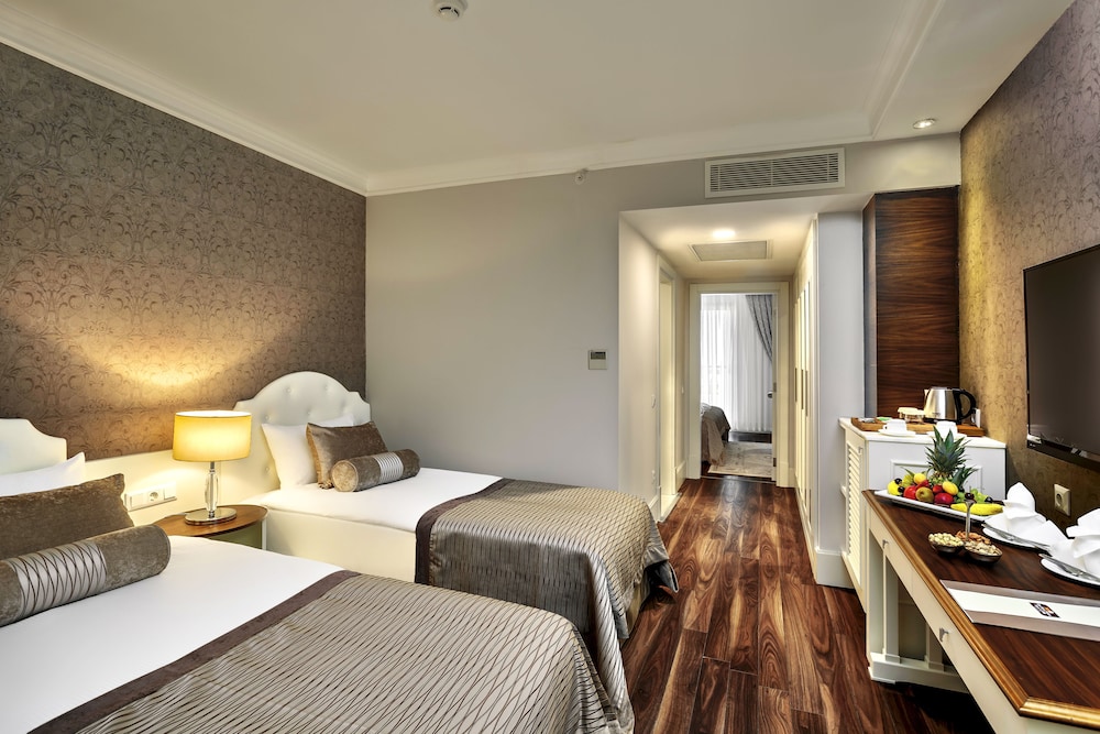 Sunis Efes Royal Palace Resort & Spa Rezervasyon