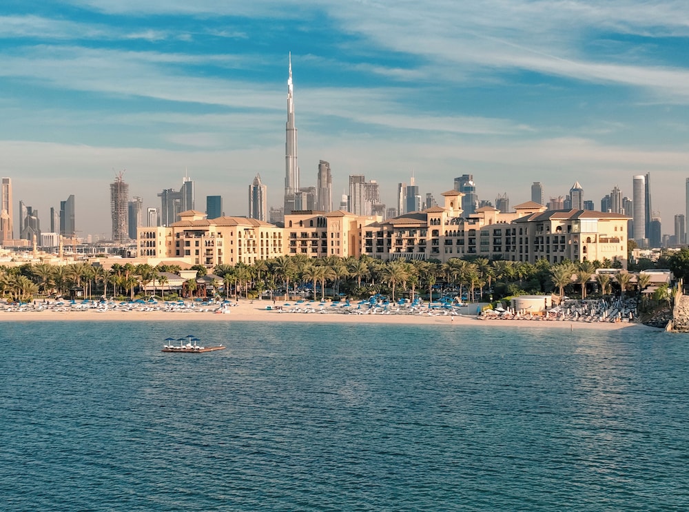 Four Seasons Resort Dubai at Jumeirah Beach Rezervasyon
