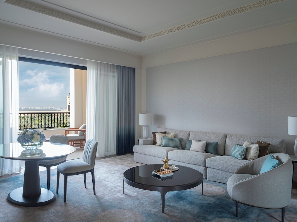 Four Seasons Resort Dubai at Jumeirah Beach Rezervasyon