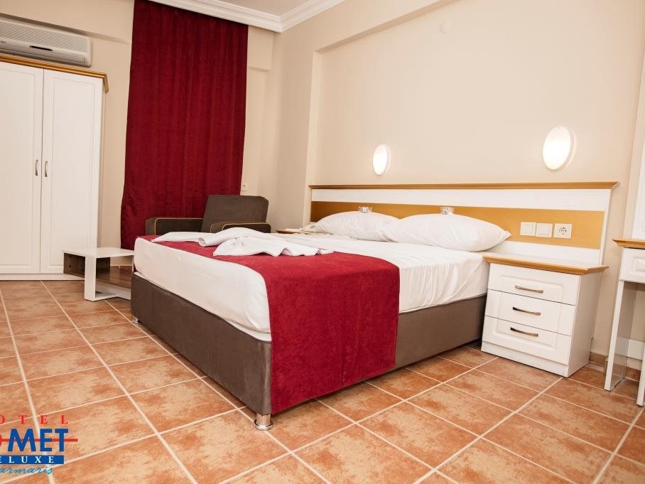 Comet Hotel & Resort Rezervasyon