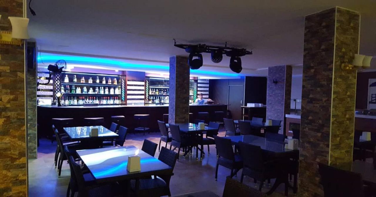 Comet Hotel & Resort Rezervasyon