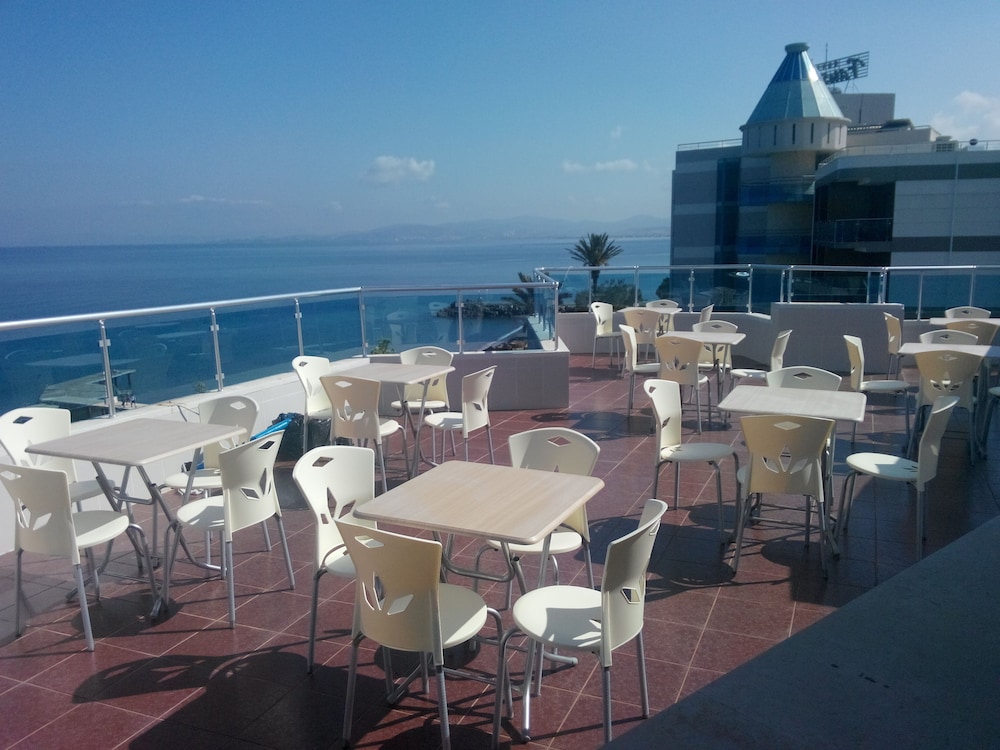 Art Hotel Kusadasi Rezervasyon