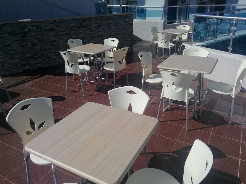 Art Hotel Kusadasi Rezervasyon