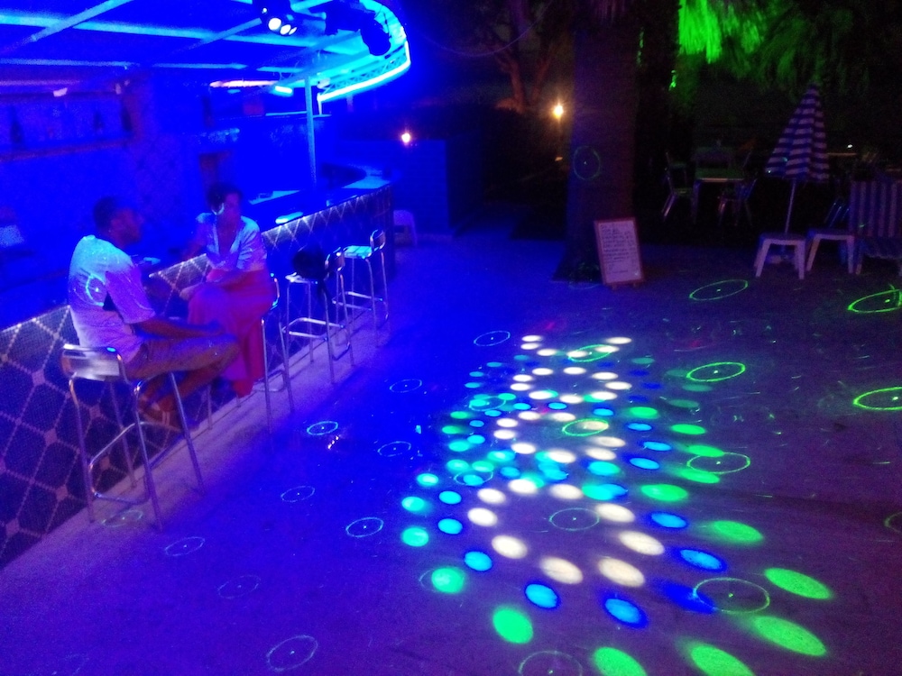 Art Hotel Kusadasi Rezervasyon