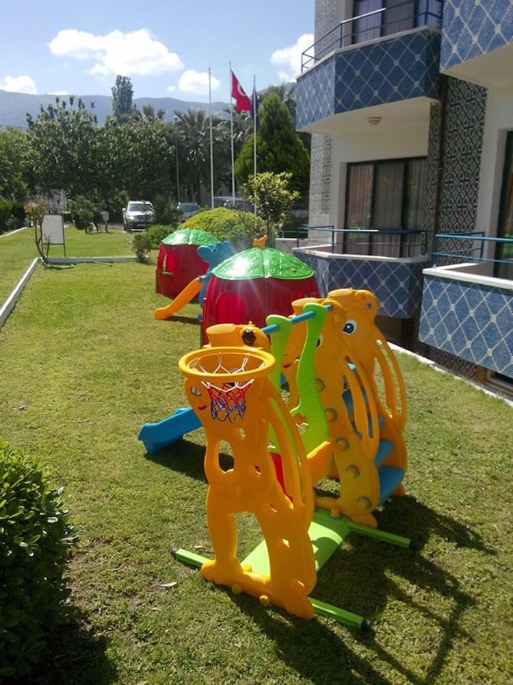 Art Hotel Kusadasi Rezervasyon