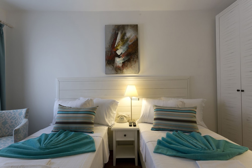 Poseidon Boutique Hotel  & Yacht Club Rezervasyon