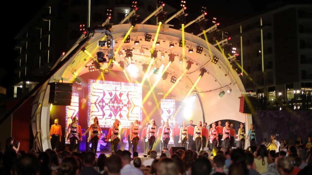 Ramada Hotel & Suites by Wyndham Kusadasi Rezervasyon