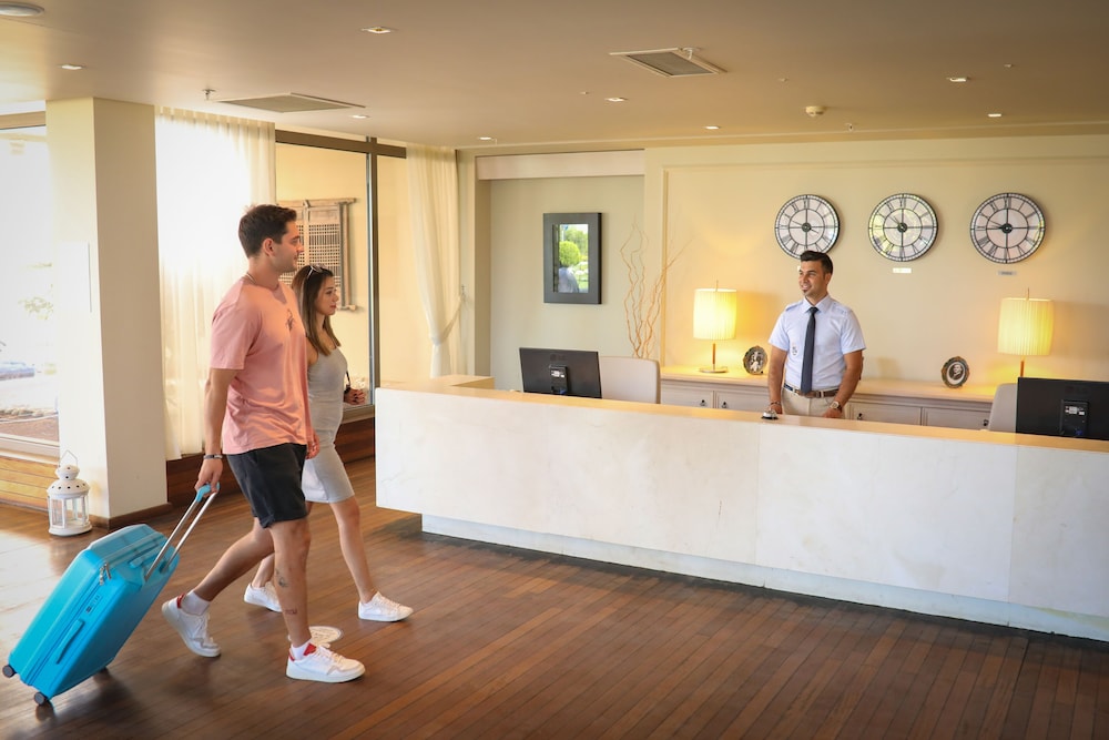 Yacht Club Rezervasyon