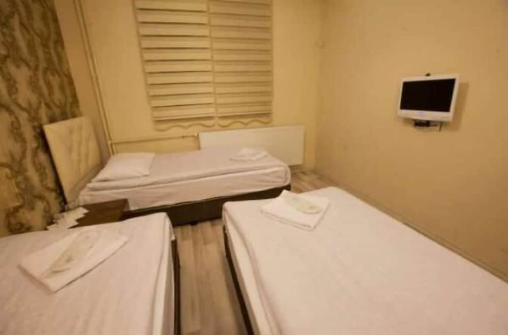 Hotel Seven Brothers Rezervasyon