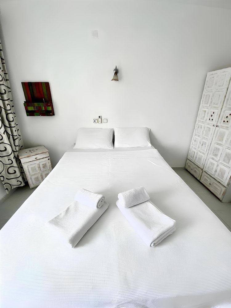 Akdeniz Hotel Rezervasyon