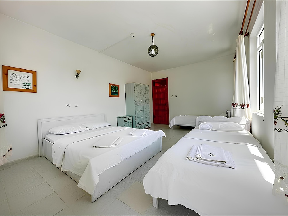 Akdeniz Hotel Rezervasyon