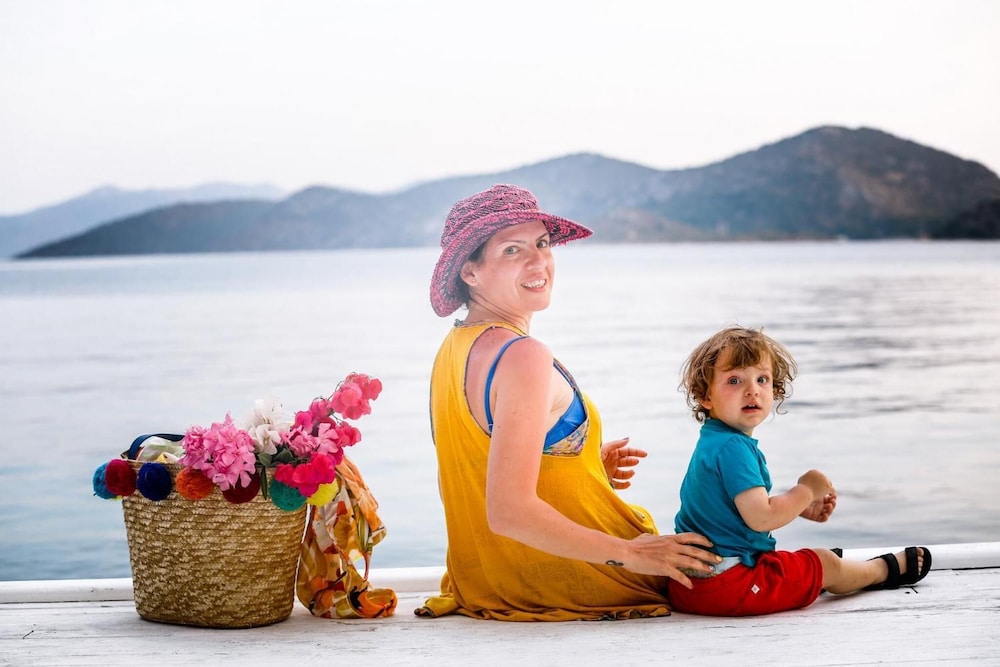 Melek Hotels Bozburun Rezervasyon