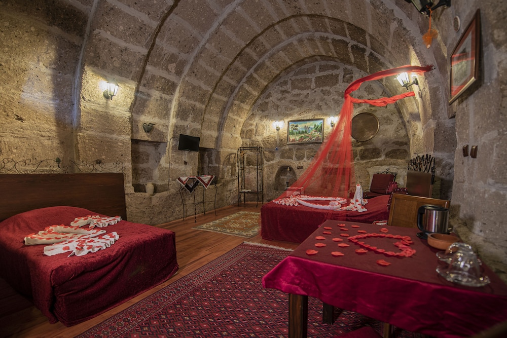 Cappadocia Antique Gelveri Cave Hotel Rezervasyon