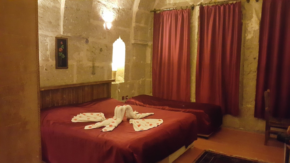Cappadocia Antique Gelveri Cave Hotel Rezervasyon
