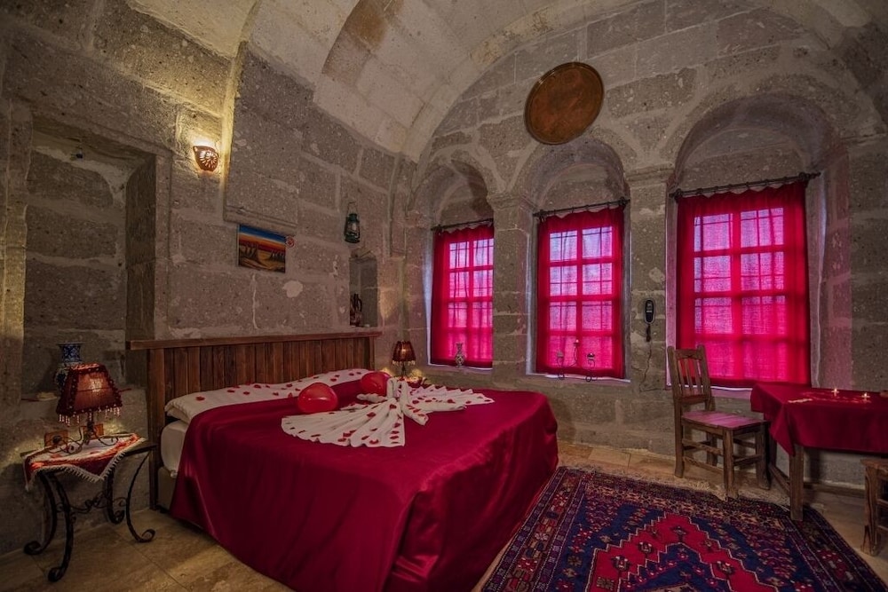 Cappadocia Antique Gelveri Cave Hotel Rezervasyon