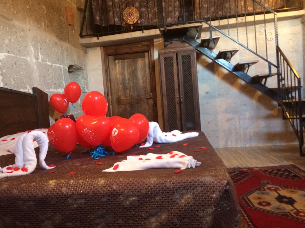 Cappadocia Antique Gelveri Cave Hotel Rezervasyon