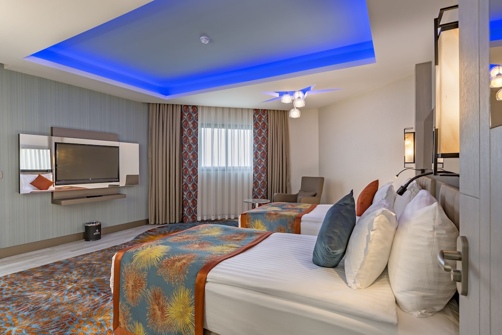 Royal Seginus Rezervasyon