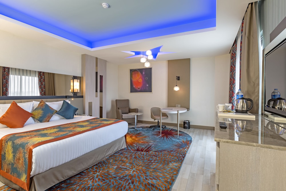 Royal Seginus Rezervasyon