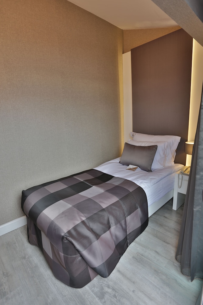 Sky Kamer Hotel Rezervasyon