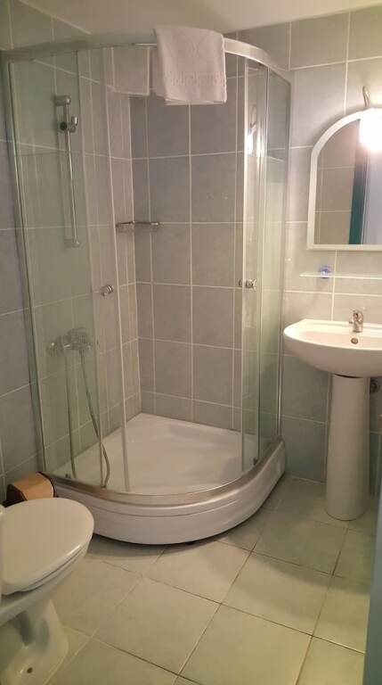 Lale Hotel Rezervasyon