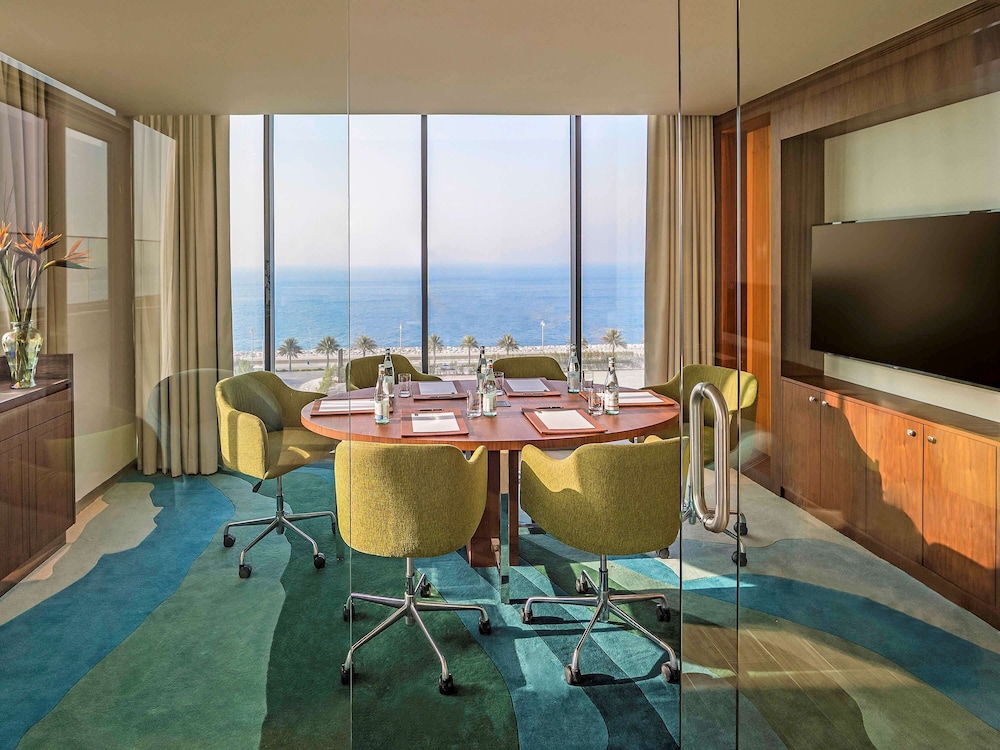 The Retreat Palm Dubai MGallery by Sofitel Rezervasyon