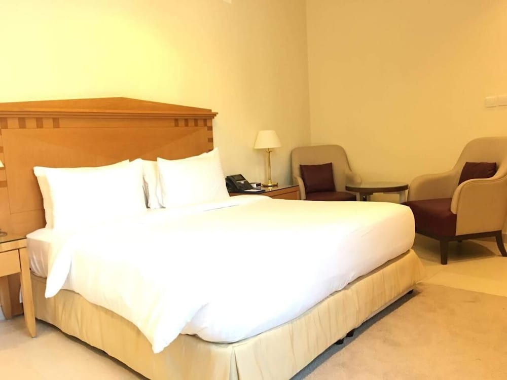 Roda Beach Resort Rezervasyon