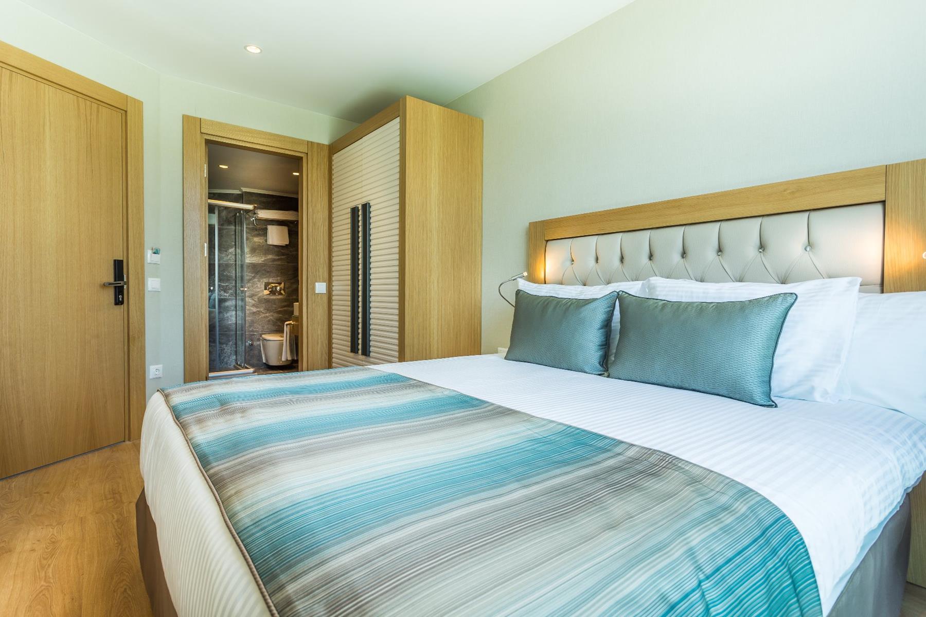 Aska River Side Rezervasyon