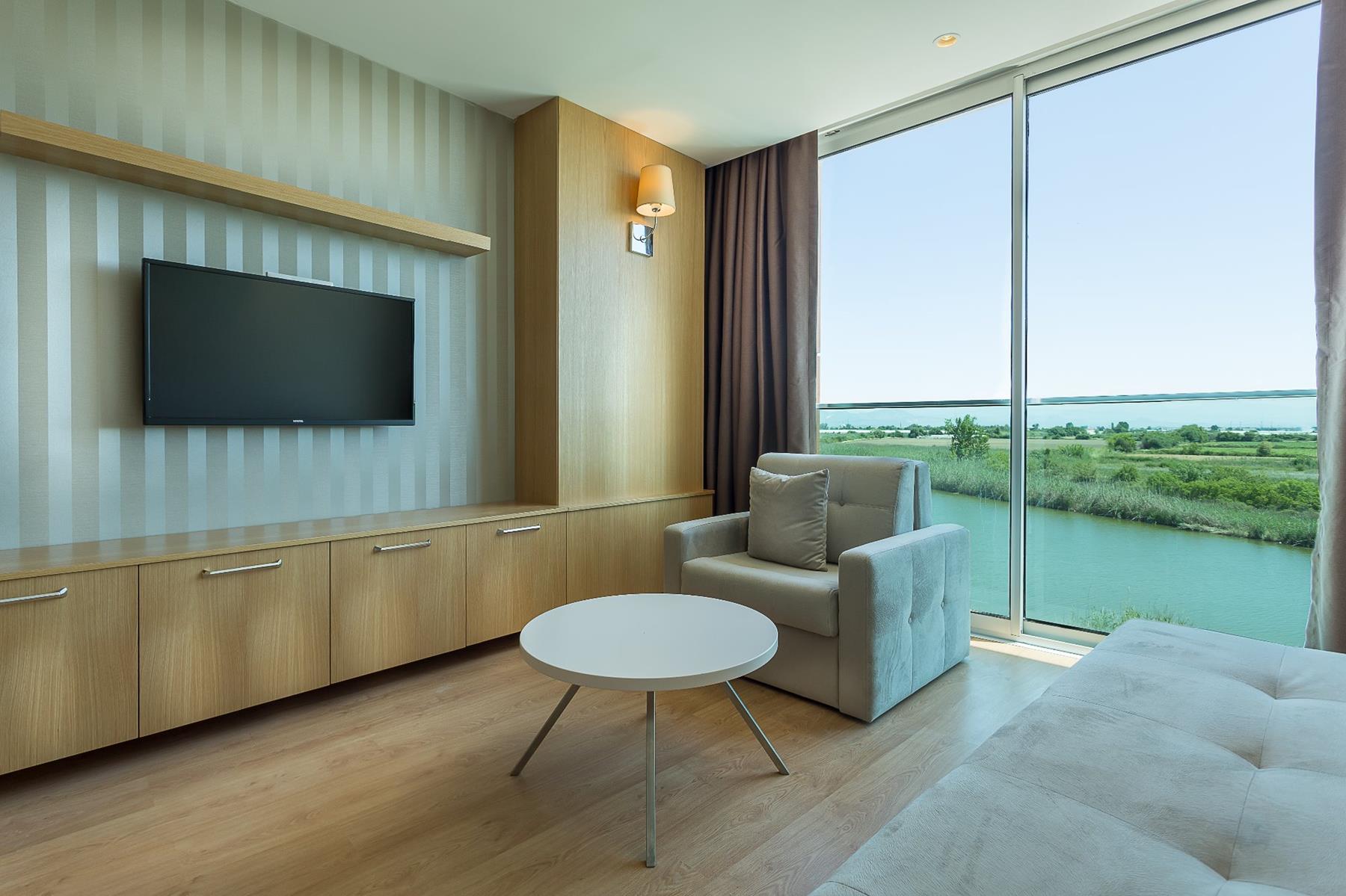 Aska River Side Rezervasyon