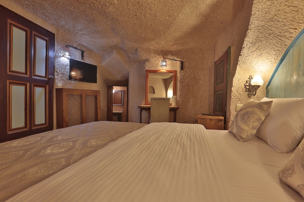 Three Doors Cappadocia Rezervasyon