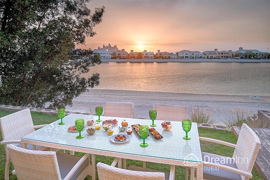 The Palm Jumeirah Villas Rezervasyon
