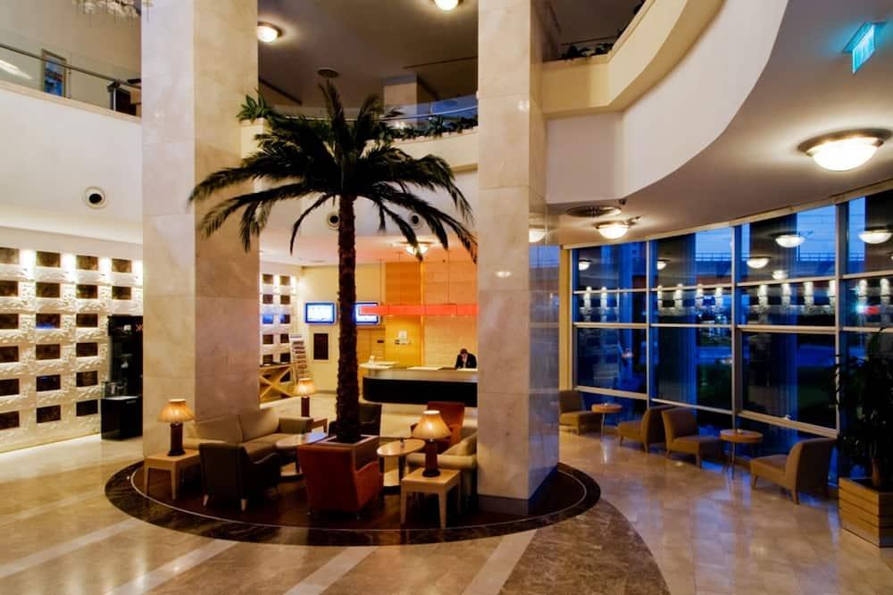 WOW Istanbul Hotels & Convention Center Rezervasyon