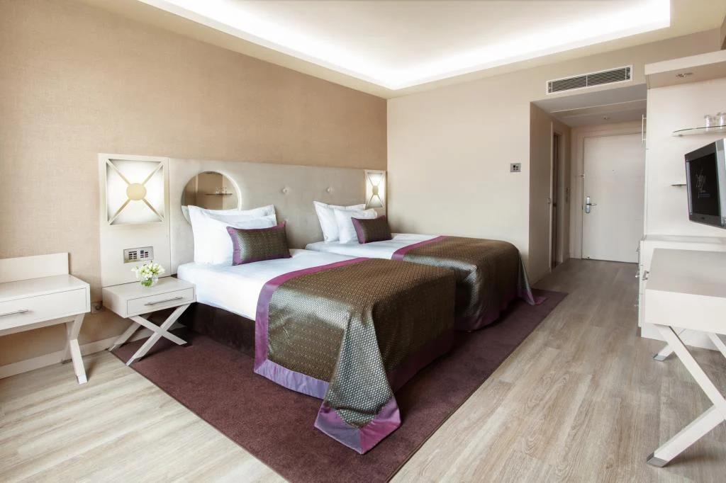 WOW Istanbul Hotels & Convention Center Rezervasyon