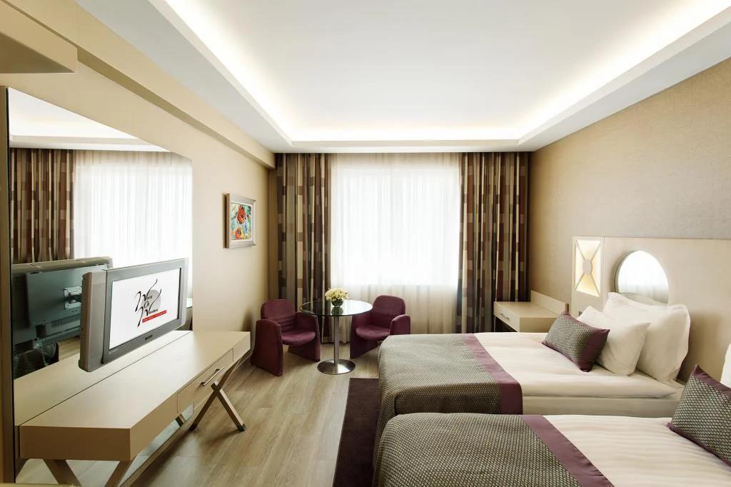 WOW Istanbul Hotels & Convention Center Rezervasyon